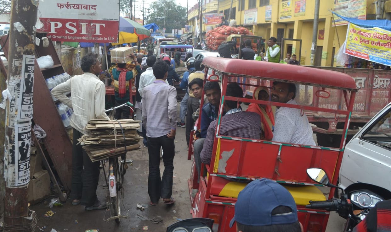 Roam, Tiraha and jam at station, vehicle will run