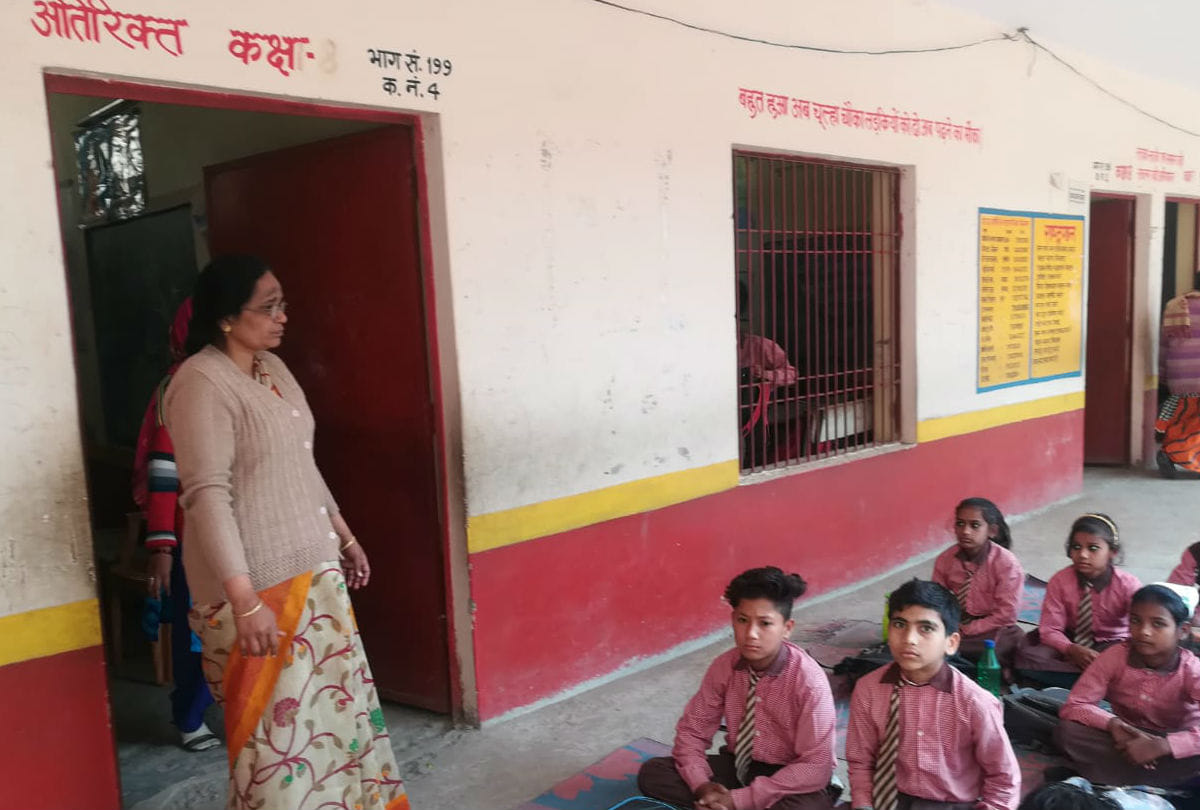 CoronaVirus No Sanitation In Primary Schools Of Agra District