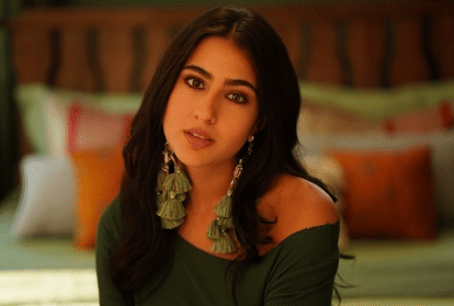 sara ali khan talk about her father saif and mother amrita realation