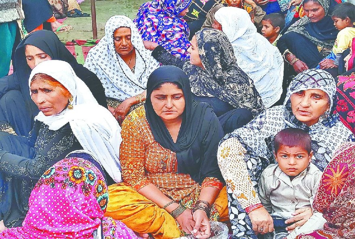 minor girl dies of illness in mathura