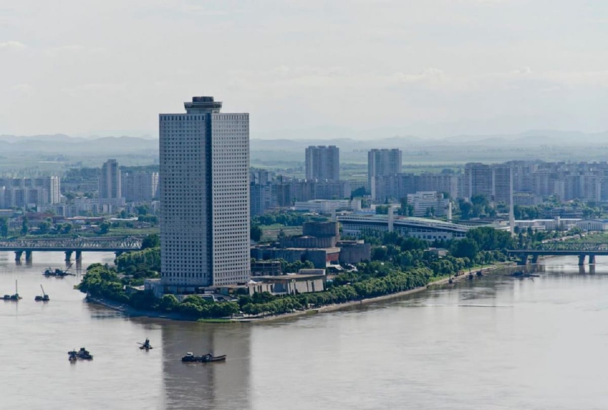 Mysterious Yanggakdo Hotel Fifth Floor In North Korea Restricted To Go