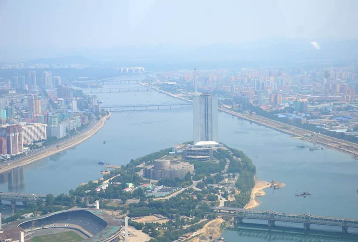 Mysterious Yanggakdo Hotel Fifth Floor In North Korea Restricted To Go