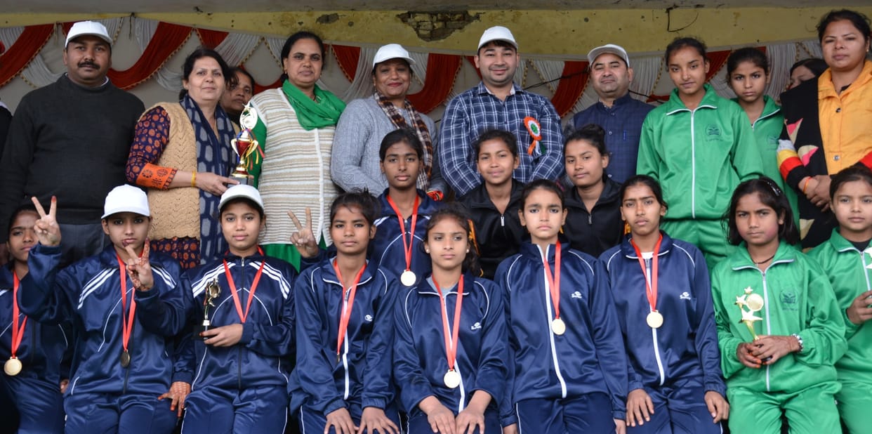 Charathaval's team became champion