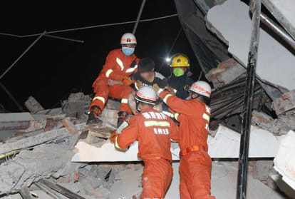 China : Hotel building collapsed in Guangzhou city In Fujian province, 70 people buried