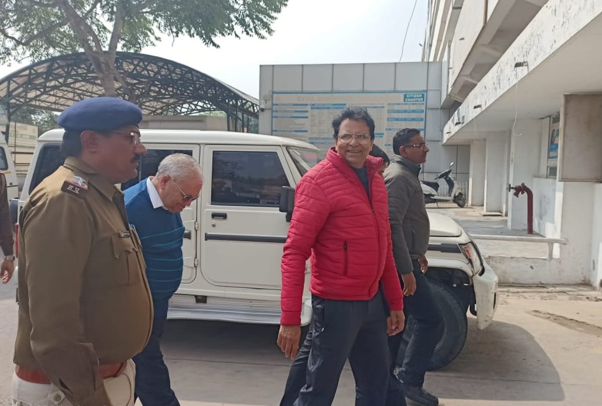 Faridabad district court 4 lawyers convicted in 2006 case of firing in court premises