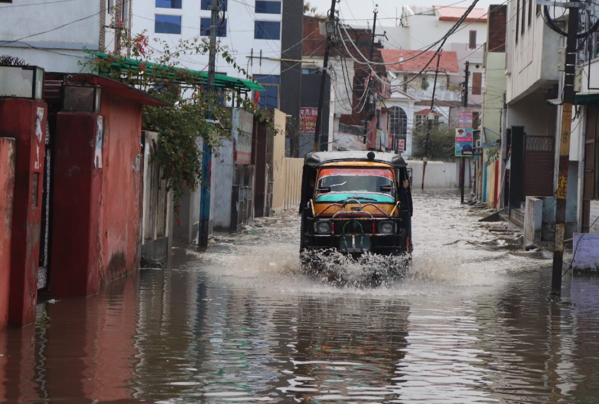 Gorakhpur Preparations started to remove problem of water logging