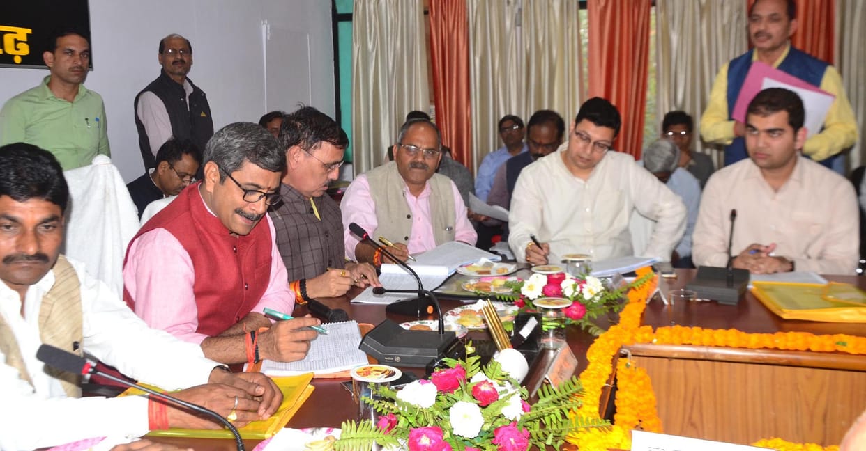 Approval of outlay of Rs 577.86 crore in district plan meeting