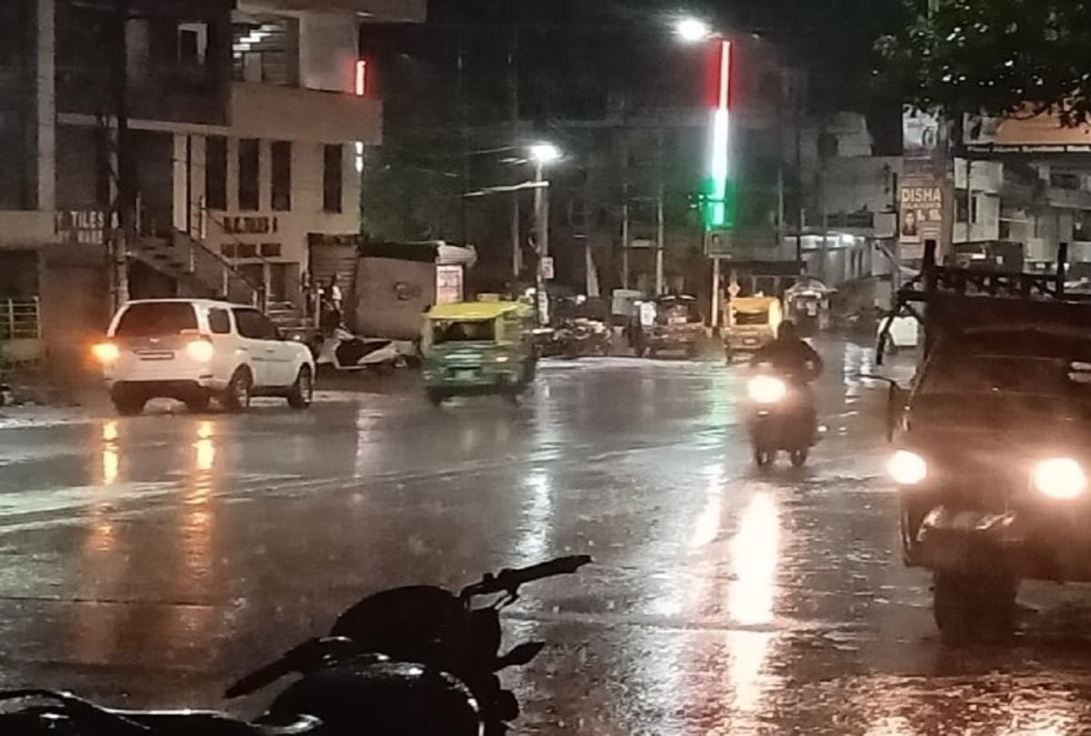 rain and blitz in jhansi