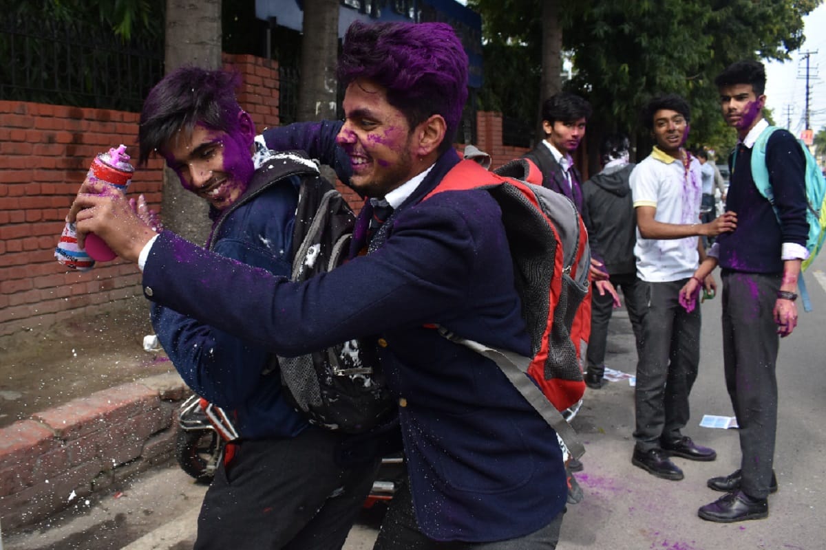 Holi celebrated in many school and college at Meerut city