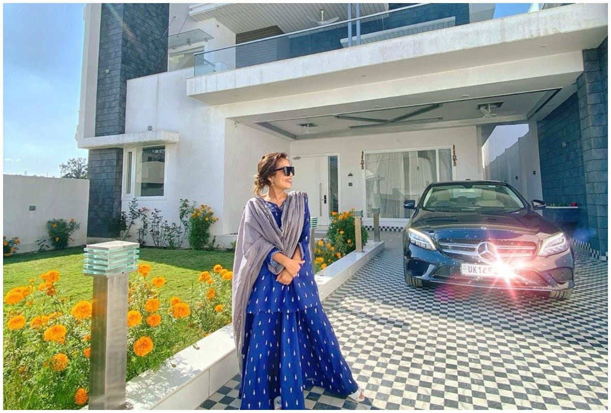 neha kakkar slaps riyaz aly during shoot tik tok video