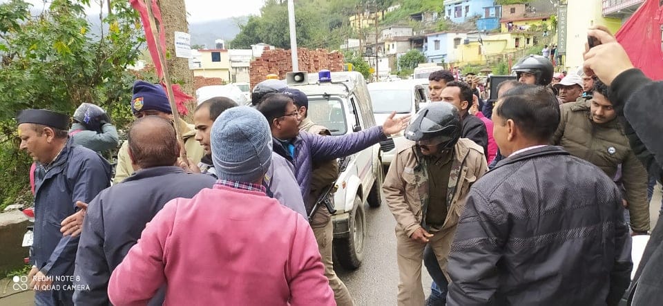 Reservation in promotion: General Obc Employees strike continue in rain