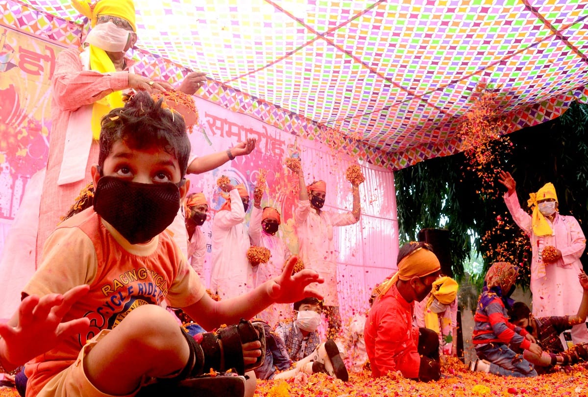 Prayagraj: Fear of Corona among fever victims