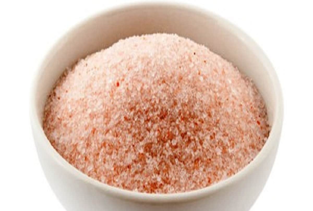 Take these salt measure to get rid of financial  and married life problems