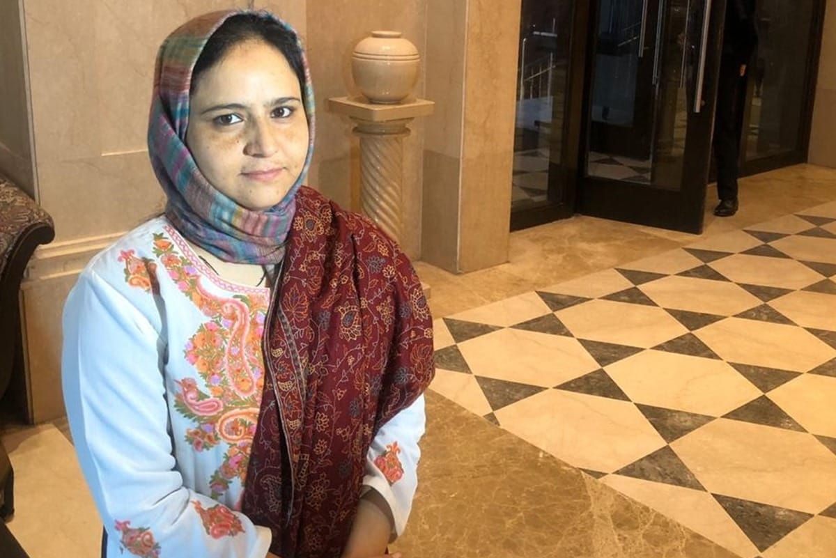 kashmiri entrepreneurs arifa jan awarded by nari shakti puraskar 2020