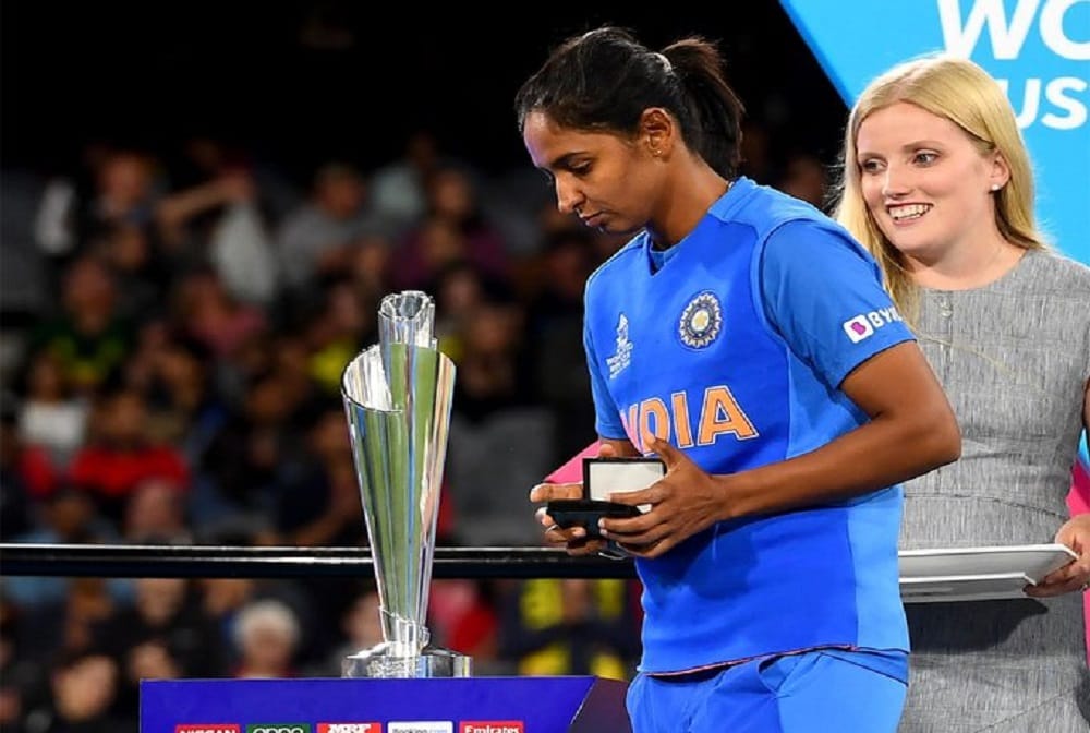 Harmanpreet kaur says adue to some mistakes we loss T20 World Cup Final