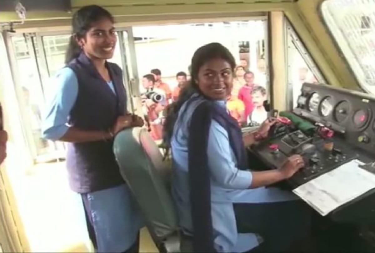 Karnataka: special passenger train South Western Railway all women staff ran from Hubli to Dharwad