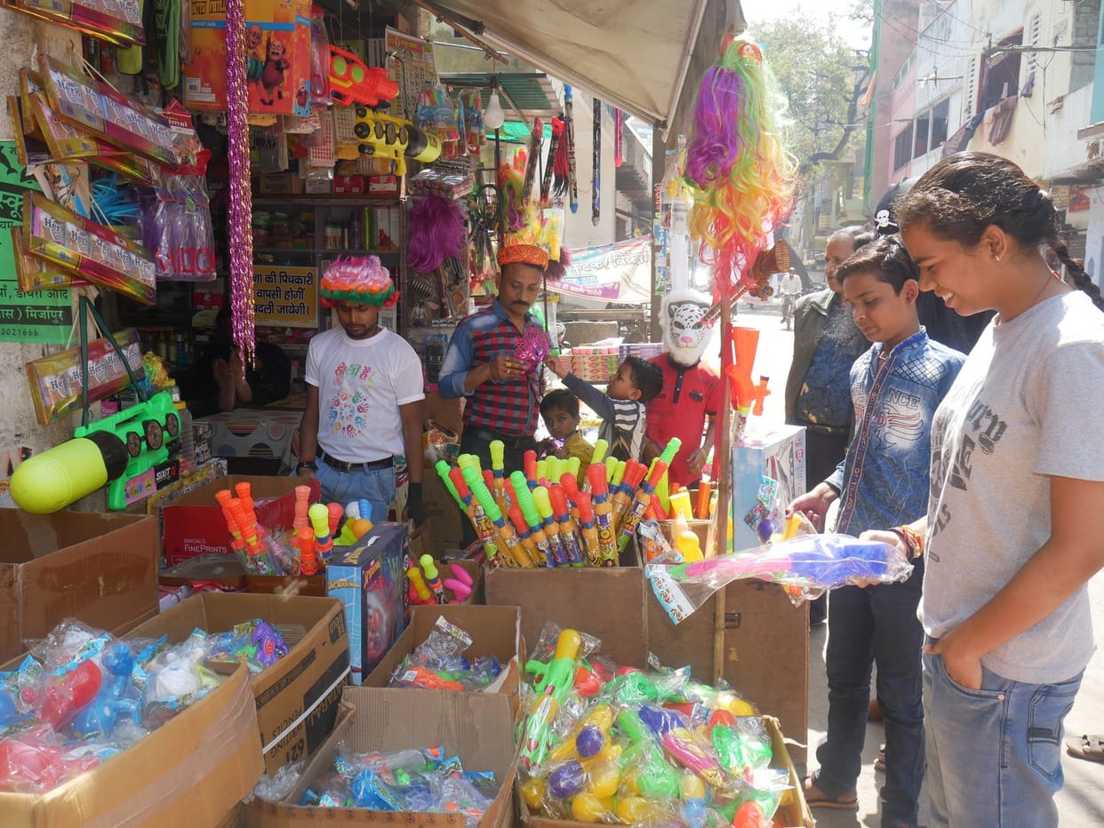 Movement in the markets mirzapur
