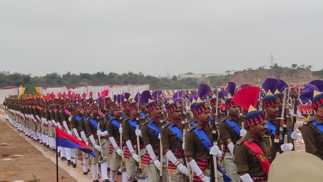 284 soldiers ready for posting in police stations