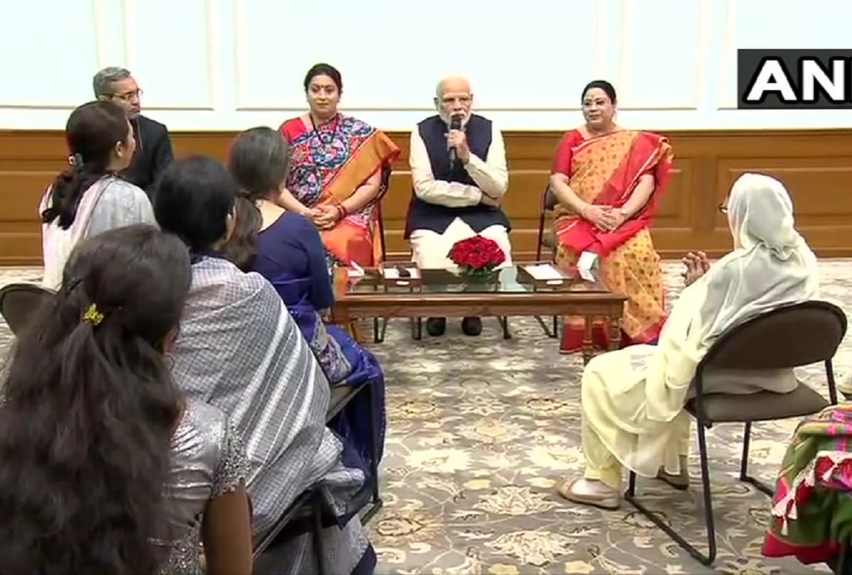 PM Narendra Modi interact with Nari Shakti Puraskar awardees said you became inspiration for others