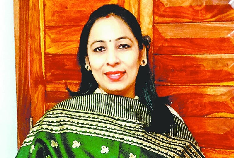 Womens Day, Punjab University Professor Gurpreet Kaur Invented Formula to Cure Cancer Disease