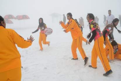 Amazing views of Winter Games in Gulmarg Kashmir
