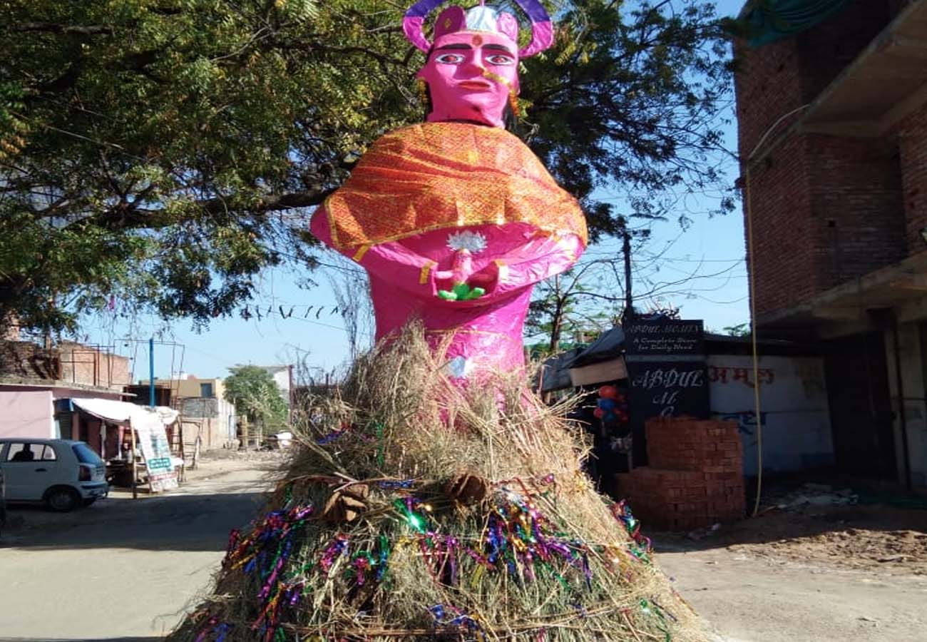 Corona virus will burn in Holika, holi 2020