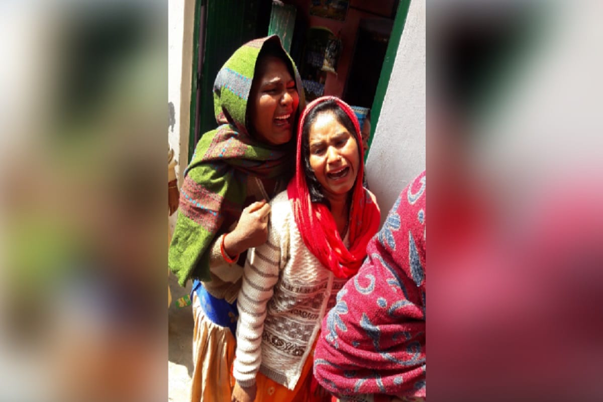 A woman has suicide after murder his four month old son after marry in Baghpat city