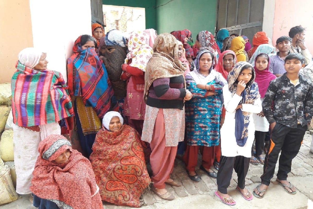 A woman has suicide after murder his four month old son after marry in Baghpat city