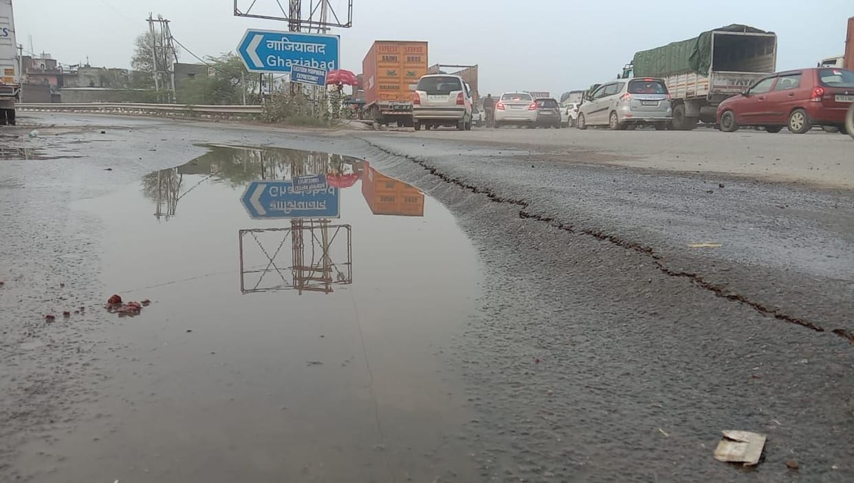 KMP express way become fatal due to pits