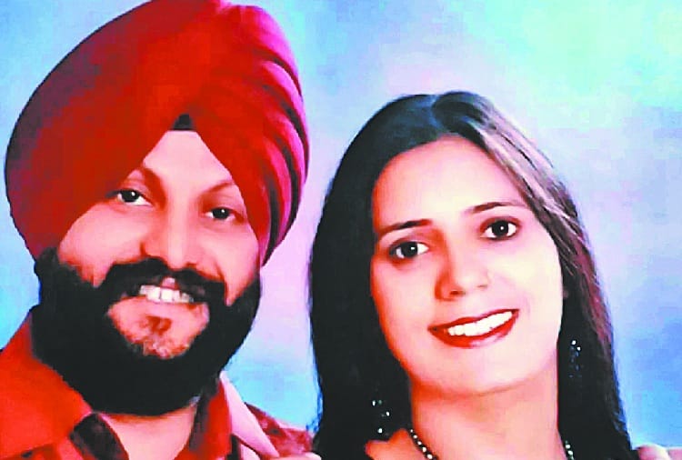 Success Story of Zirakpur Couple, Who Spend 10 Percent Income on Poor and Needy people