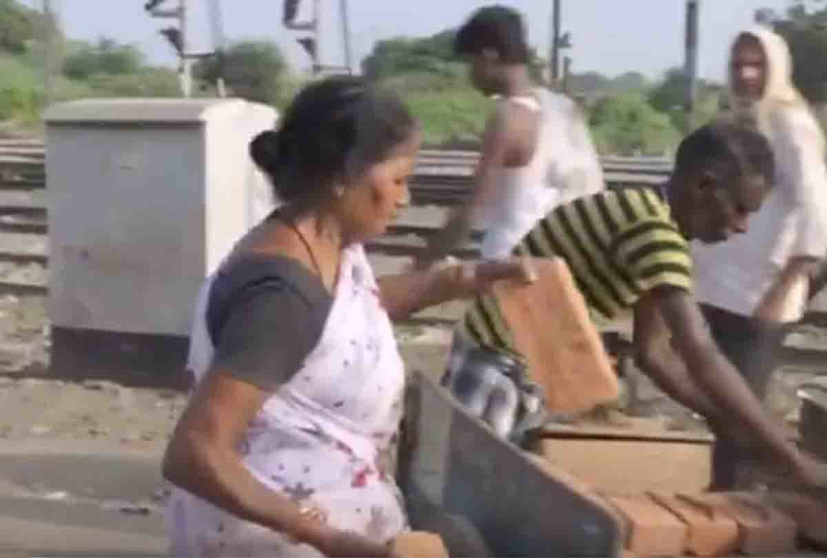 cleanliness veerangana kalavati rajmistri nari shakti puraskar winner story