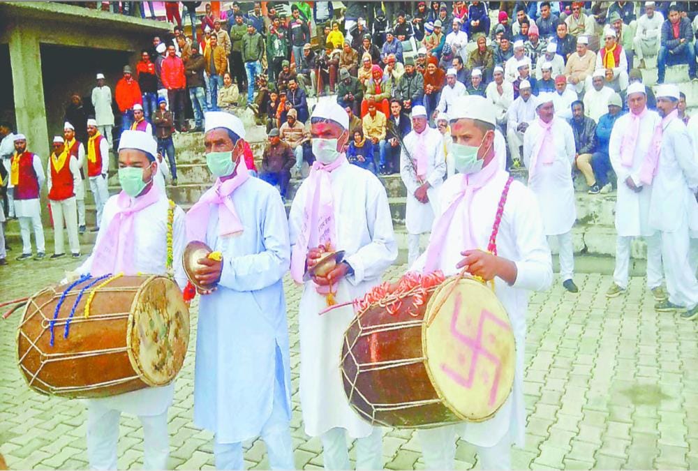 Holi 2020: Coronavirus Effect on Kumauni khadi Holi , Public wear mask for Sing song