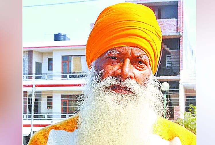 Success Story of Tarsem Singh, Who Left High Court Lawyership for Teaching
