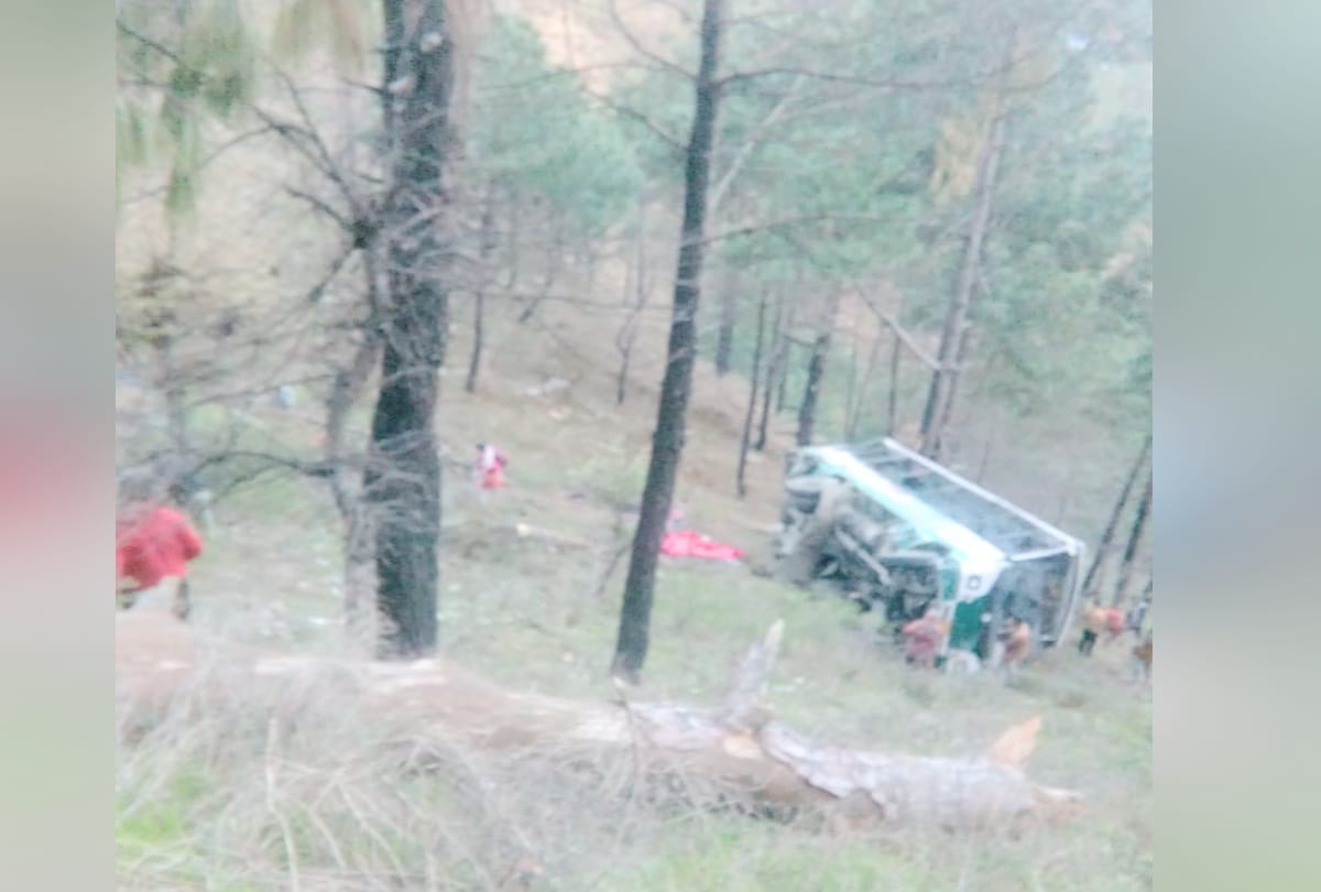 Chamba bus accident: Happiness of Holi turned into mourning in an instant,