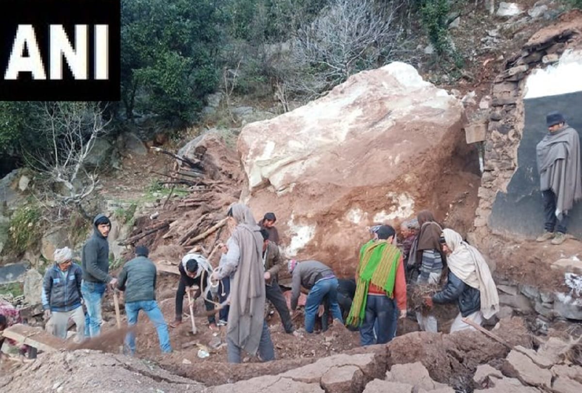 Jammu and Kashmir: Four dead one injured after a boulder fell on a house in Udhampur