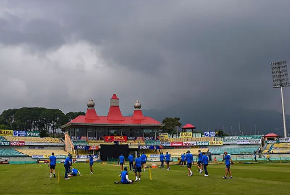 Dubai Dharamshala Ahmedabad Options For Team India Training Camp Uae Favourites For