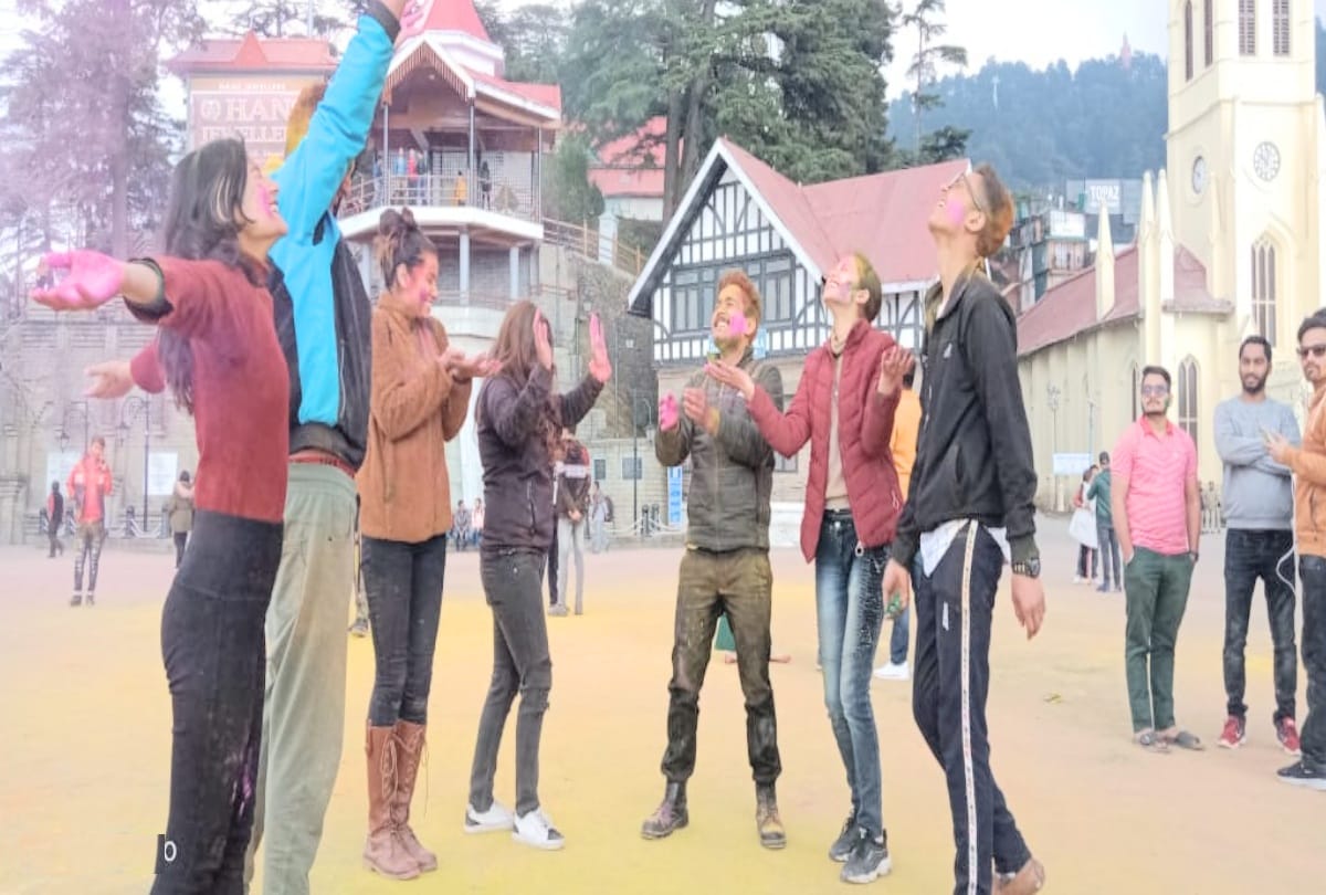Corona's awe neutralize, holi celebrated with great pomp in Shimla
