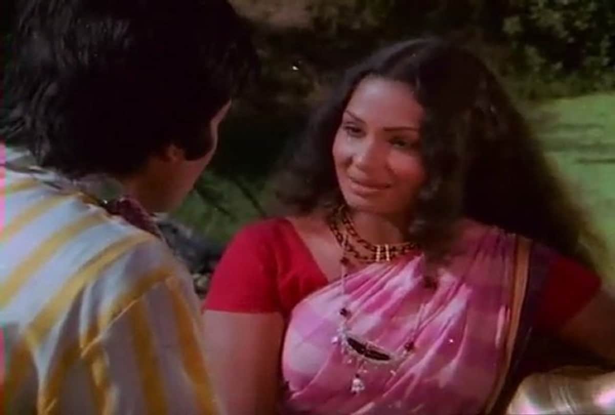 Dev anand and Amitabh Bachchan Connection to Bollywood actress Padma Khanna