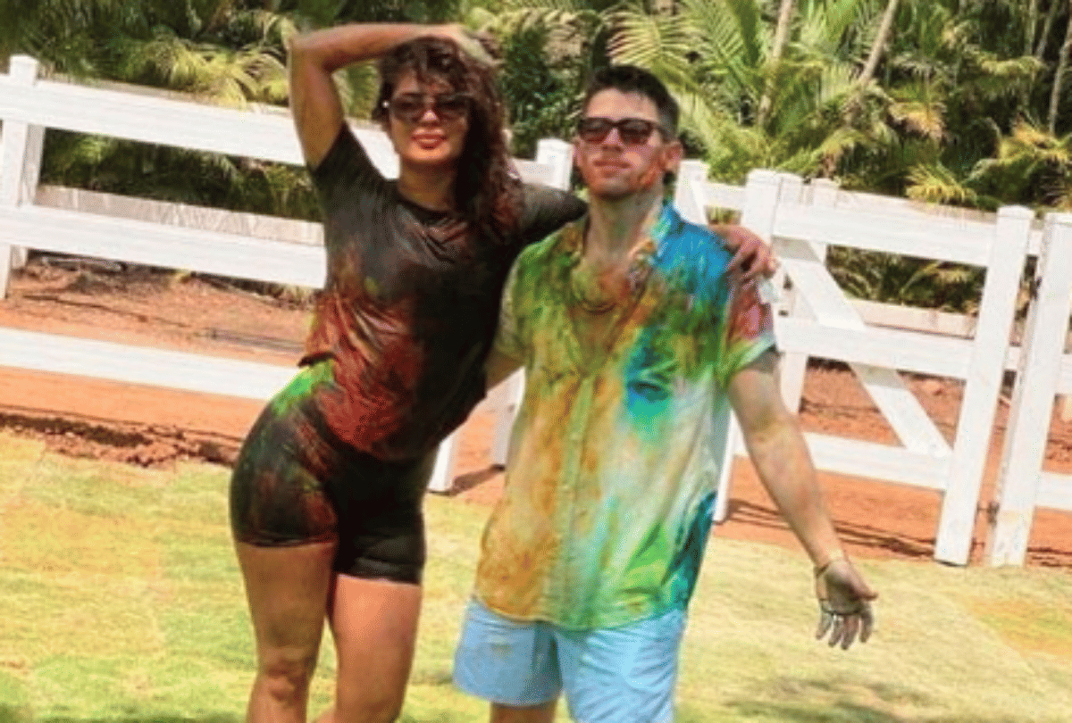 priyanka chopra to kartik aaryan celebrities holi celebration