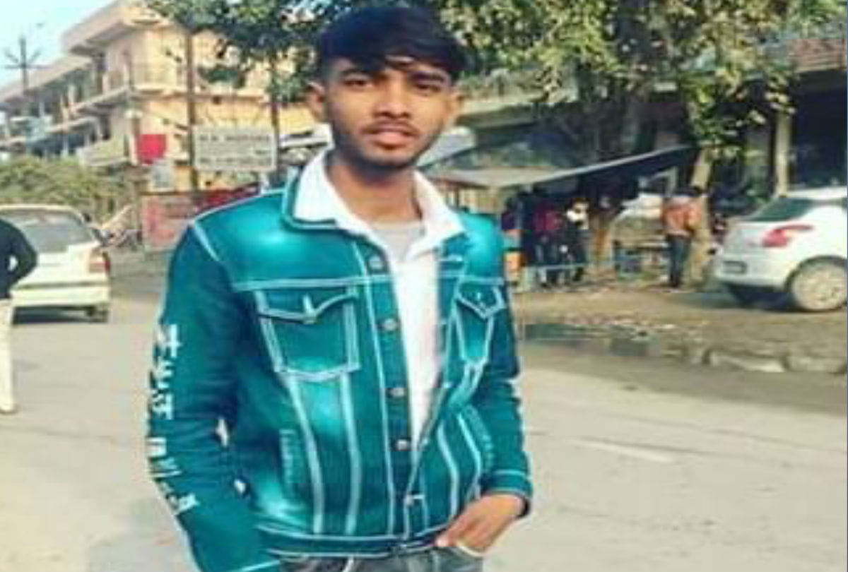 Student of village Ahimalpur of Thana Beawar area of Mainpuri died due to drowning in Ganga