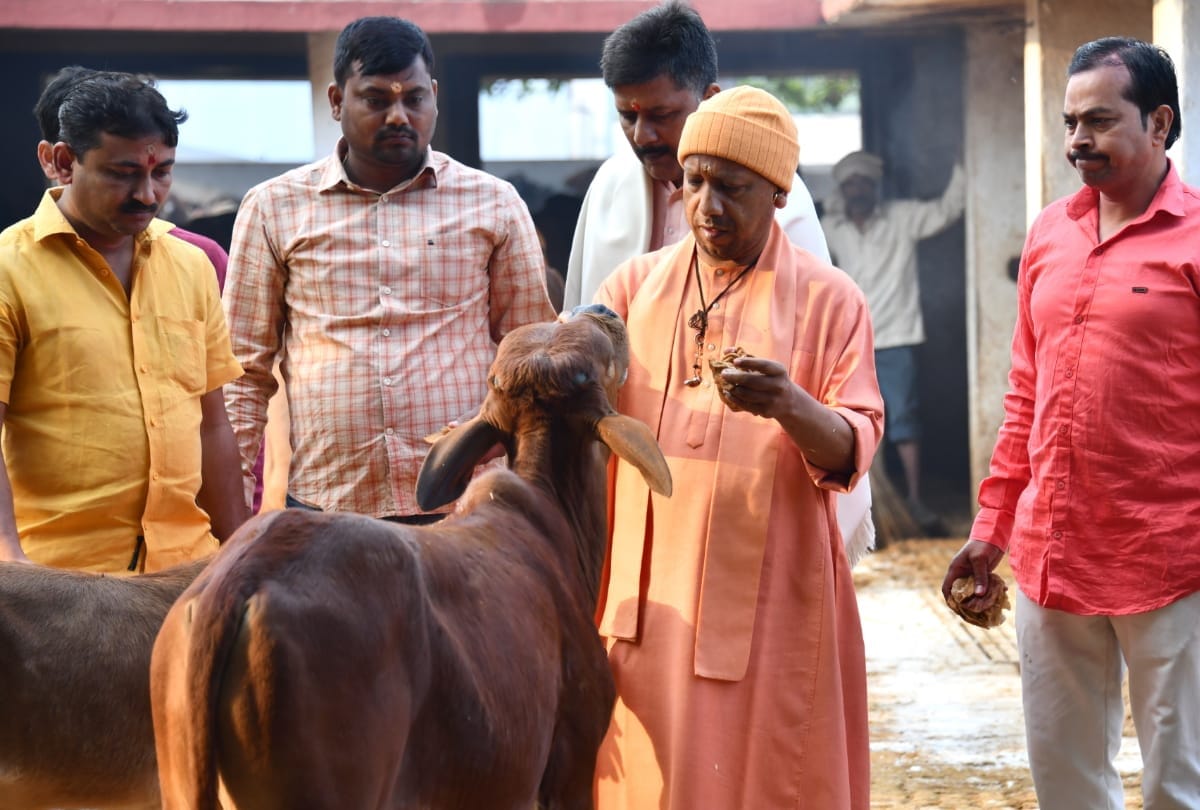 CM Yogi Adityanath says that people need not be afraid of corona virus