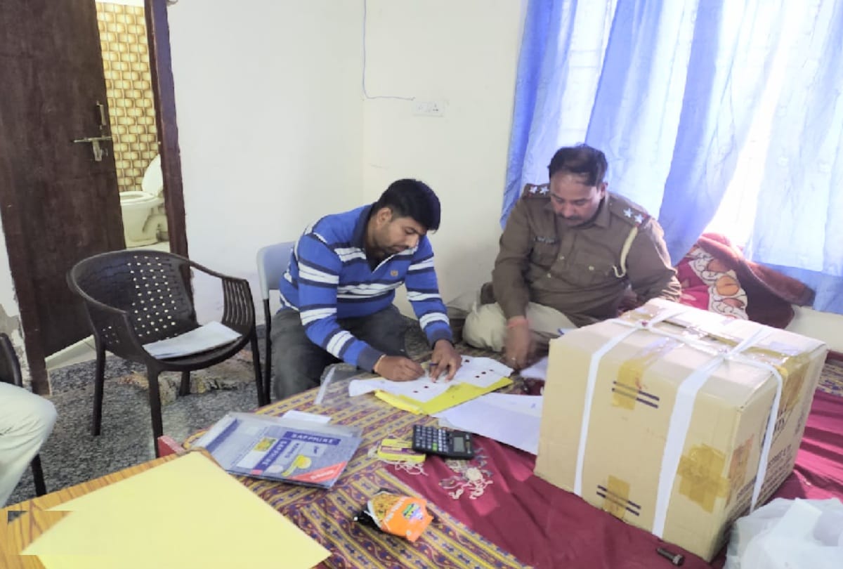 fake degrees distributed across the country, both institutions sealed