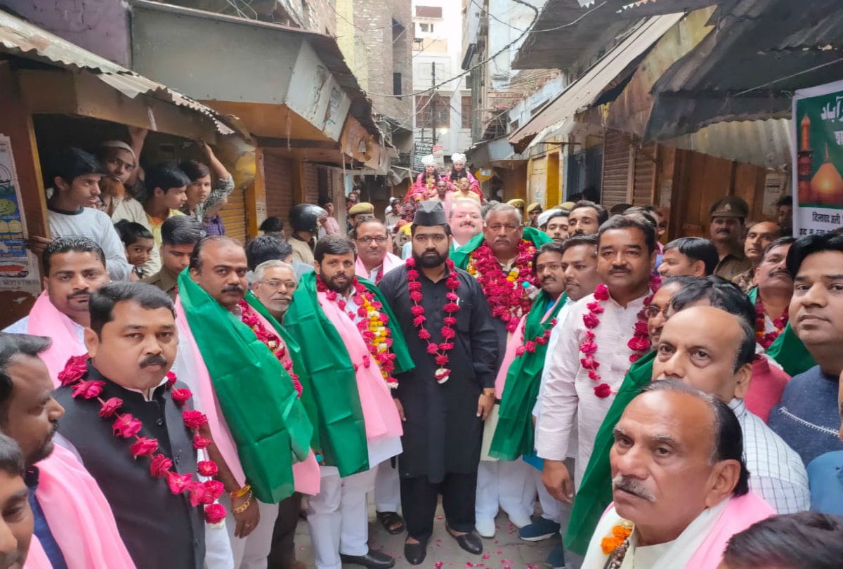 Shri Krishna Balram Dola Welcomes By Muslims in Firozabad