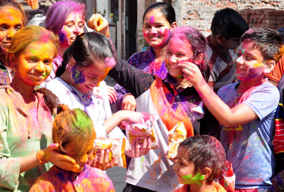 holi holi