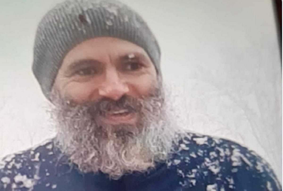 Omar Abdullah Celebrates his 50th birthday only six people allowed to meet