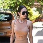 malaika arora care her skin with these beauty routine in quarantine time