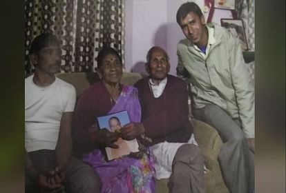 CM yogi Adityanath Mother and father special story in Gorakhnath temple