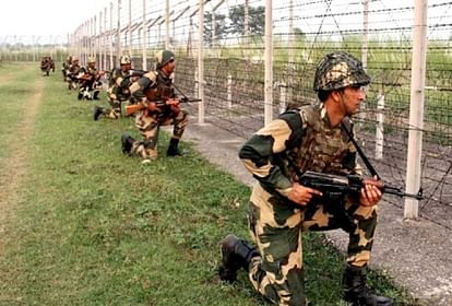 Rahul Gandhi and Priyanka Gandhi Congratulated Army for bringing Hizbul commander Riyaz Naikoo to Justice