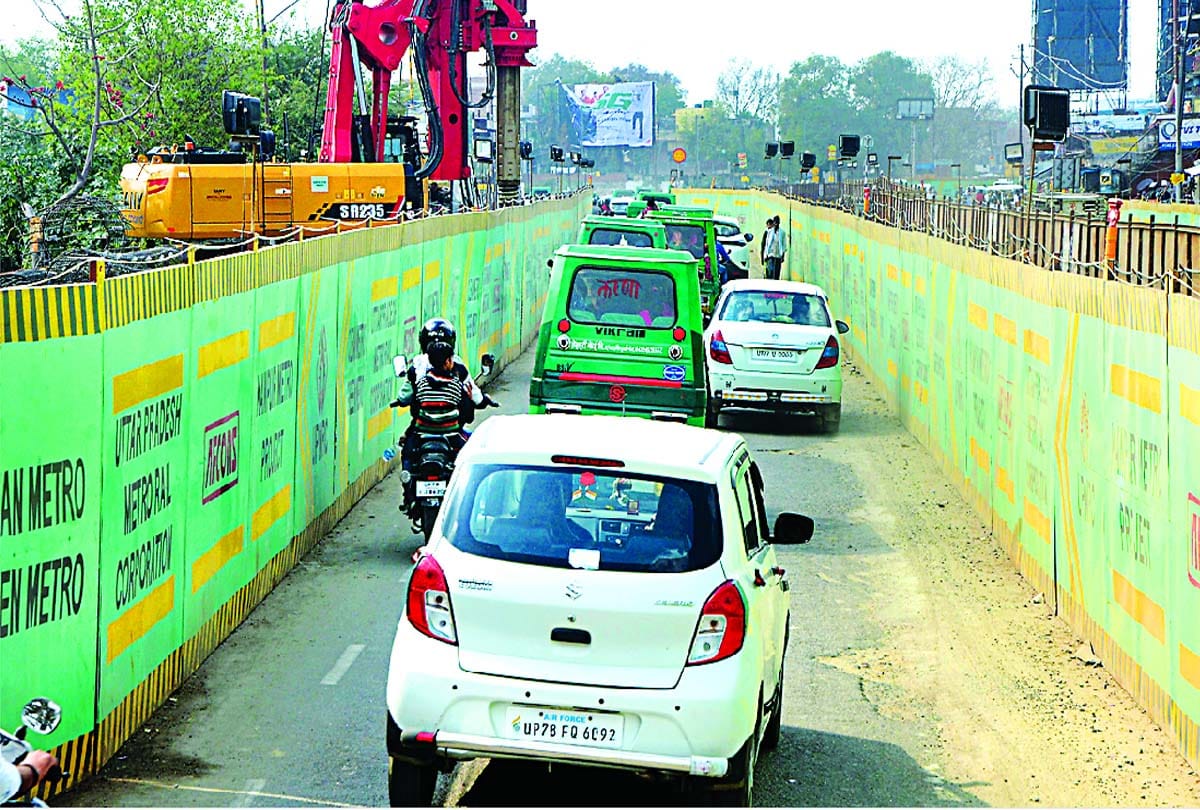 Third track to be built on metro route, work started