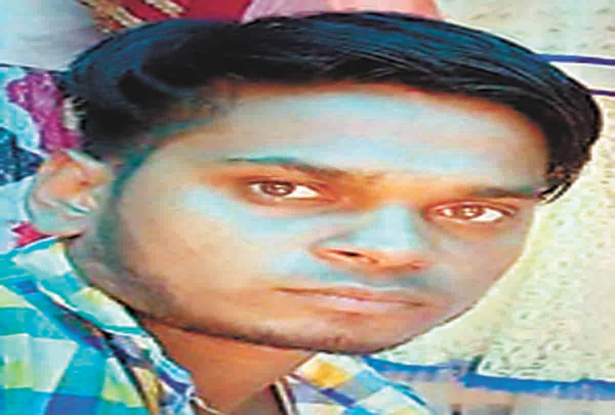 Pratapgarh: truck crushed youths dancing on DJ